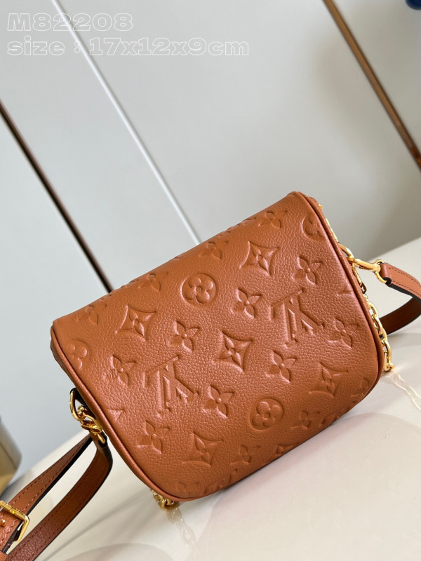 l0*is V*t0n mini bumbag-17-12-9.5cm