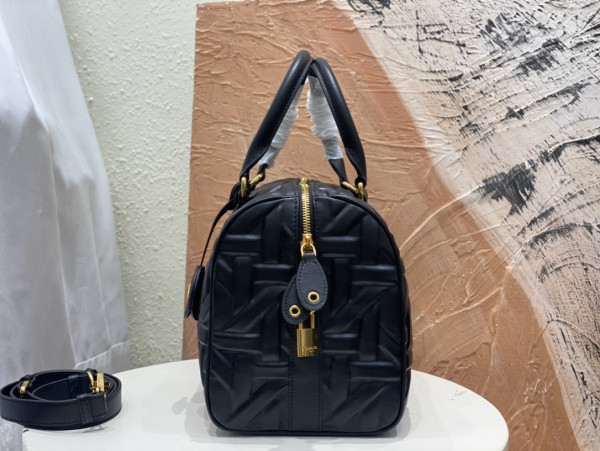 Diro Groove 25 bag