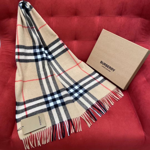 B**rry scarf