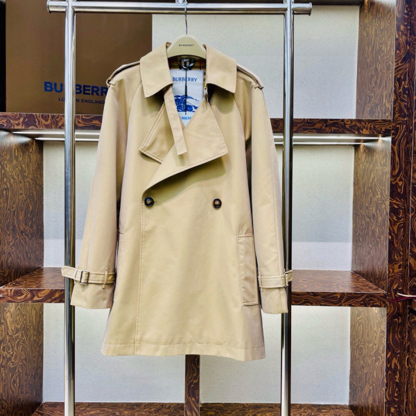 B**rry trench jacket