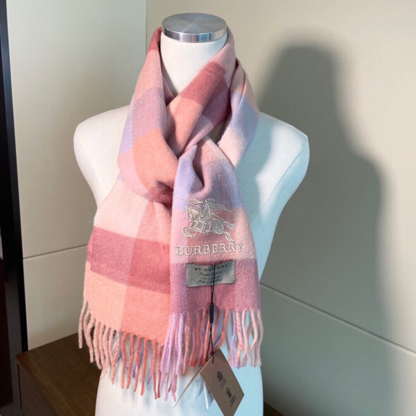 B**rry scarf