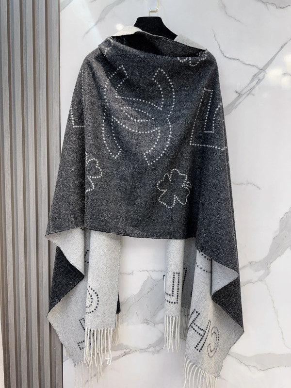 CL Scarf