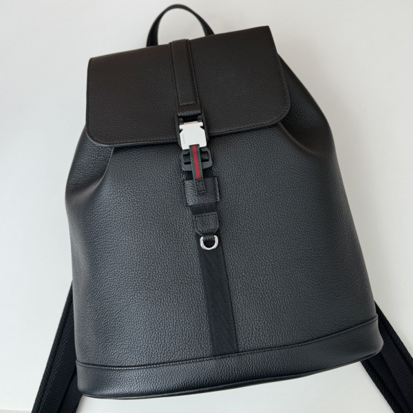 G*u*i large backpack with web