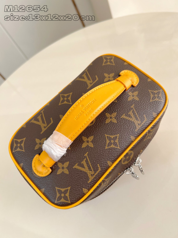 l0*is V*t0n nice mini
