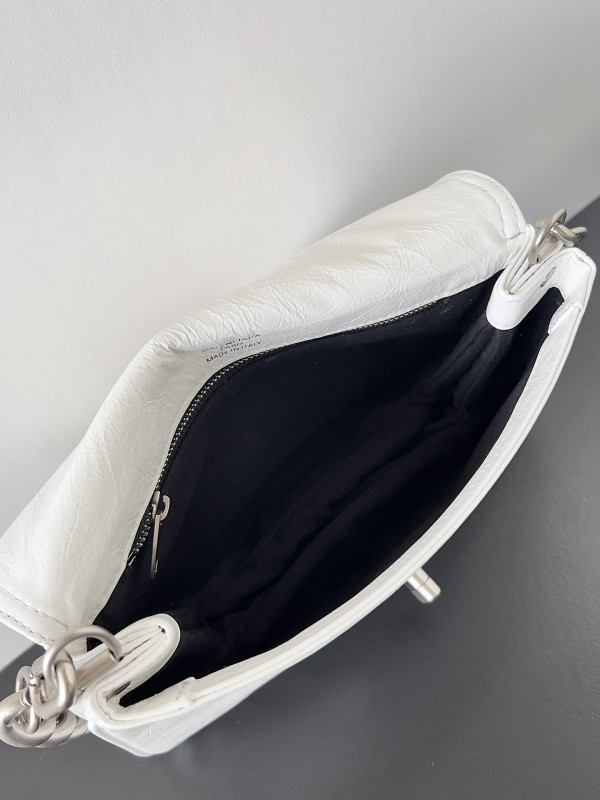 Ba*len*cia*ga bb solt small flap bag