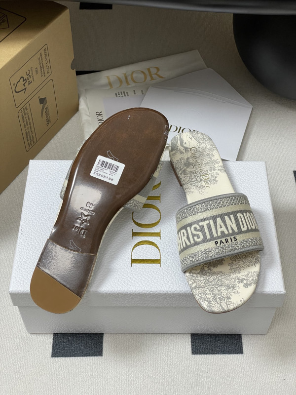 DIRO DWAY SLIDES
