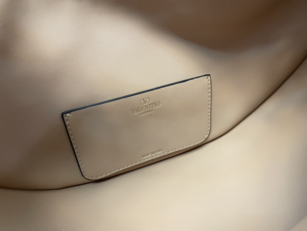 VALENTINO Small Vlogo Moon Hobo Bag - 29*23*11CM