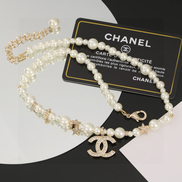 CL NECKLACE