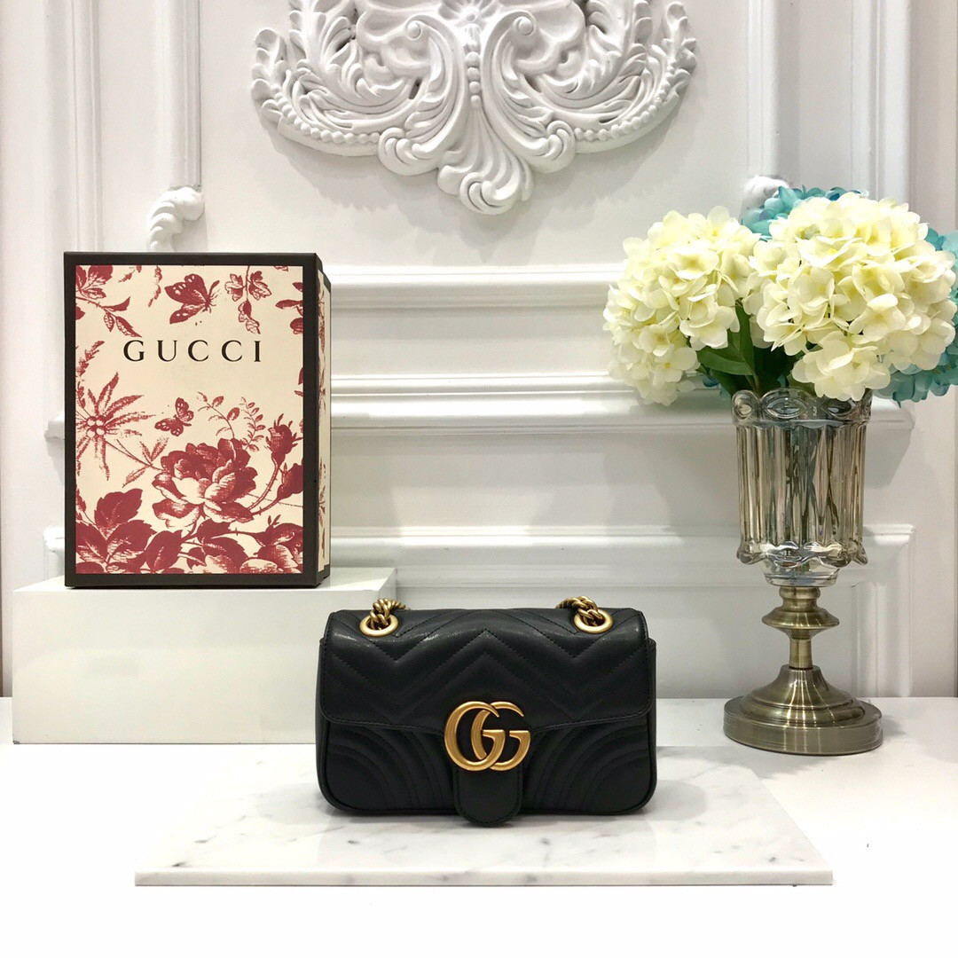 G*u*i gg marmont 22cm