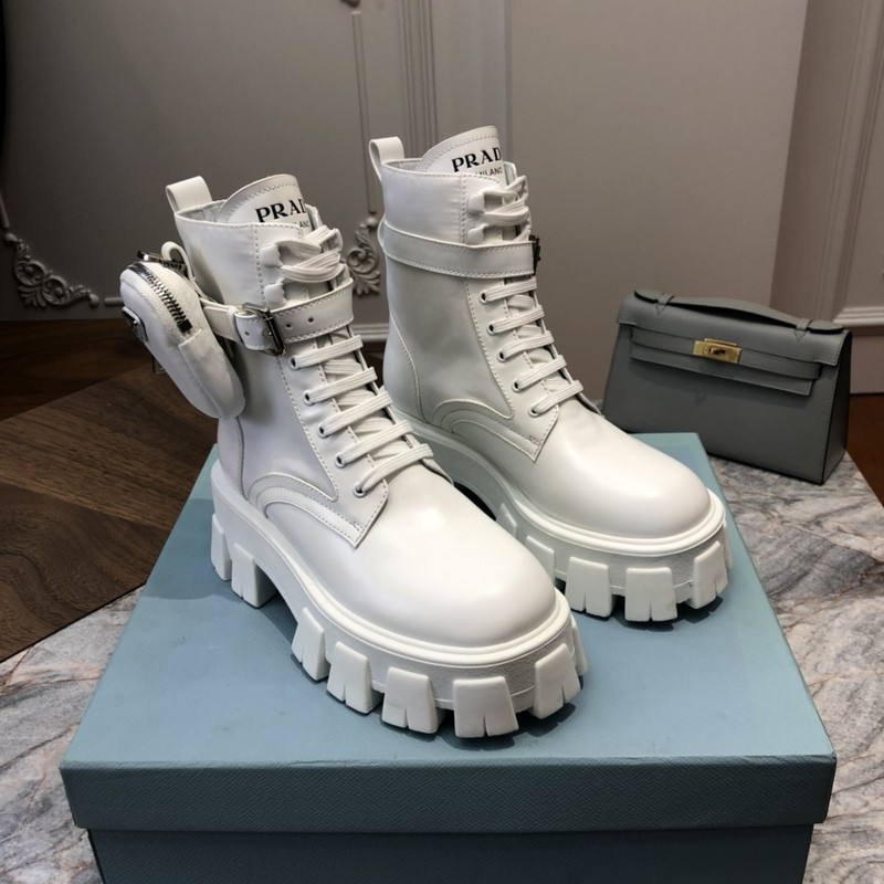 Pra*a pocket boots
