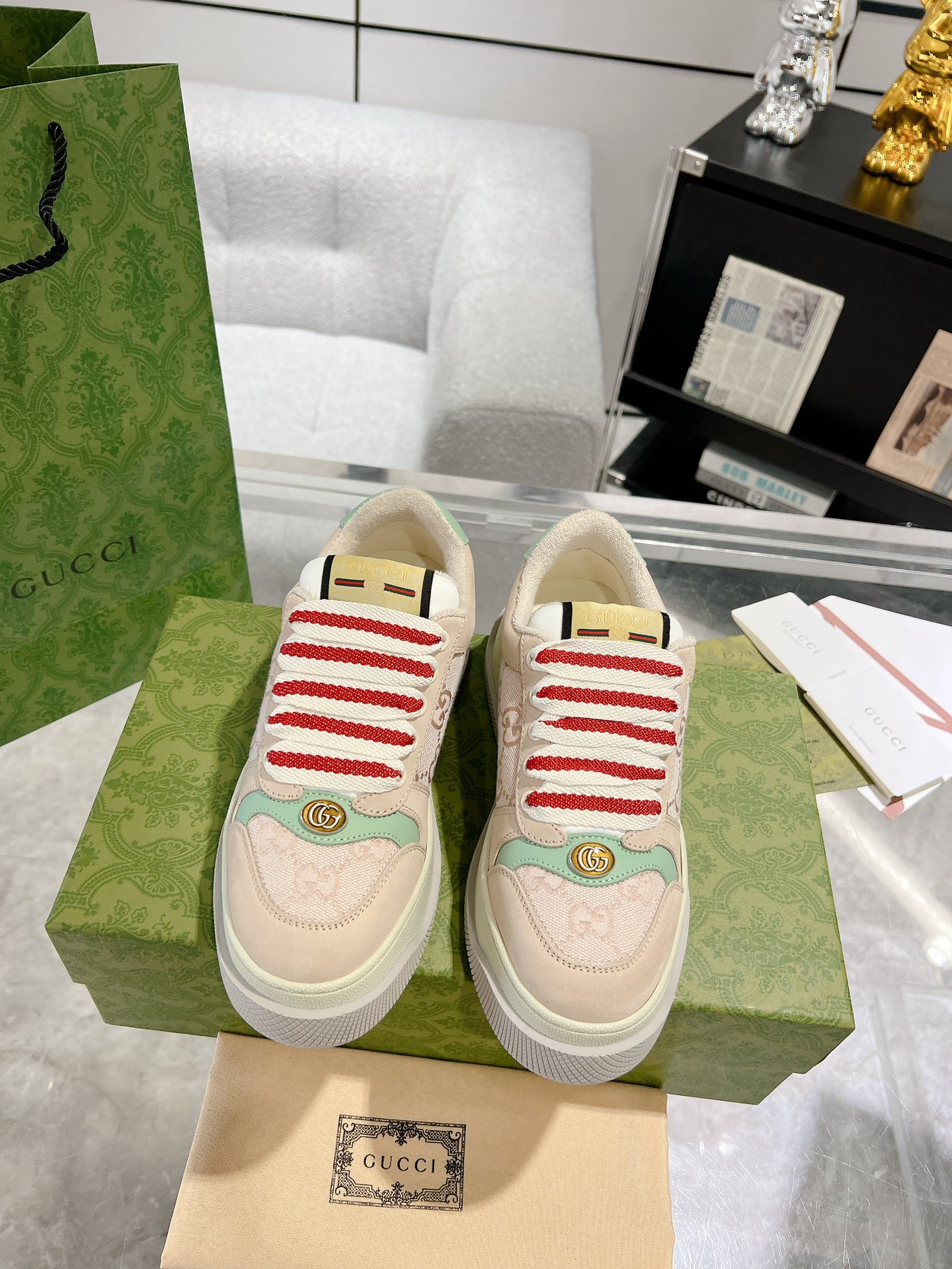 G*u*i sneaker