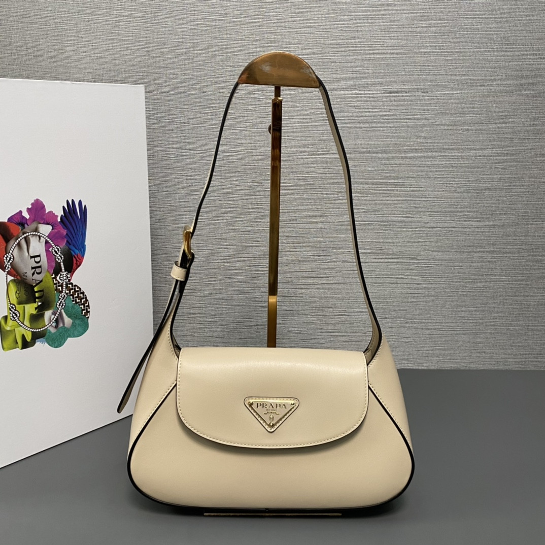 Pra*a crossbody bag -24*15*5cm