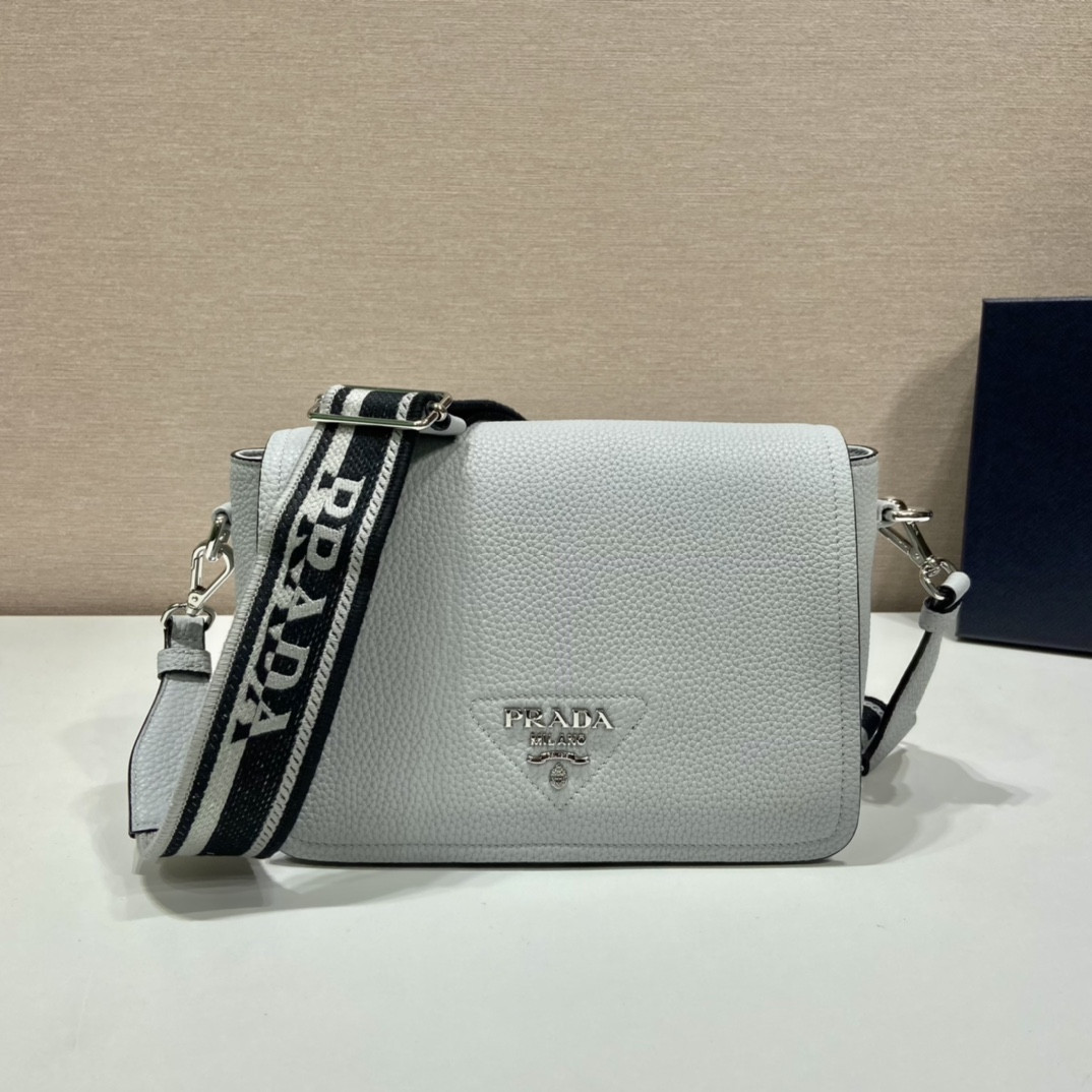 Pra*a leather shoulder bag-23*18*9cm
